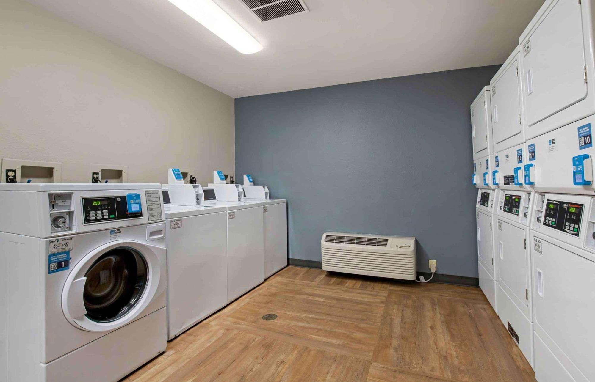 Extended Stay America Suites - Washington, Dc - Alexandria - Landmark Eksteriør billede